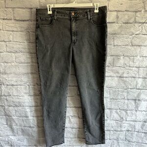 PREOWNED GAP SKY HIGH UNIVERSAL JEGGING GREY BLACK JEANS WOMENS 35 SIZE 20